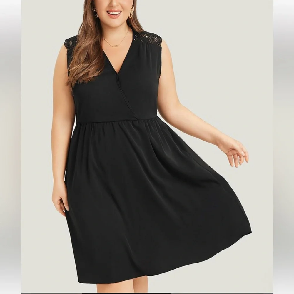 NWT! Black lace insert V-neck pocket knee dress size 14-16 or 1X